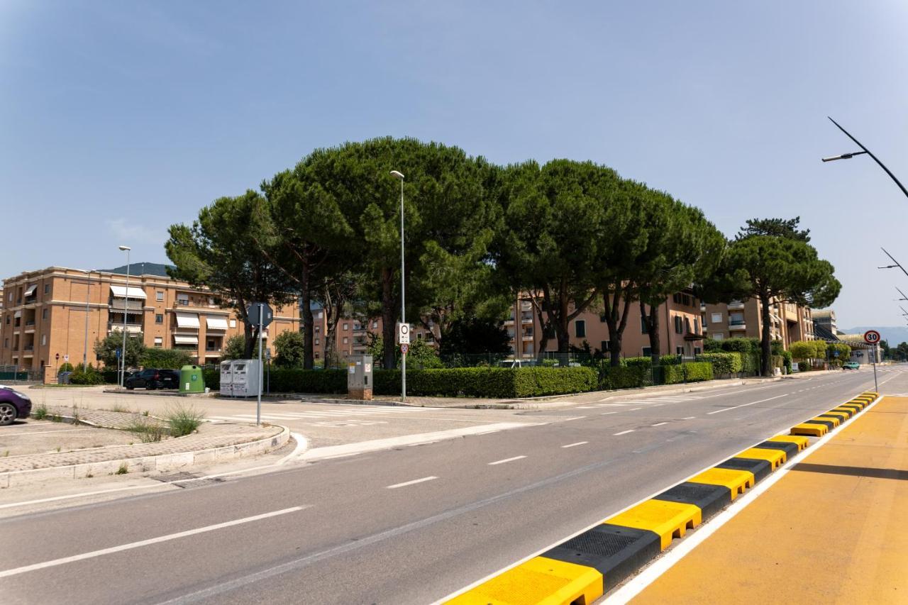 Modern House With Courtyard And Parking - Assisi Villa Santa Maria Degli Angeli  Bagian luar foto